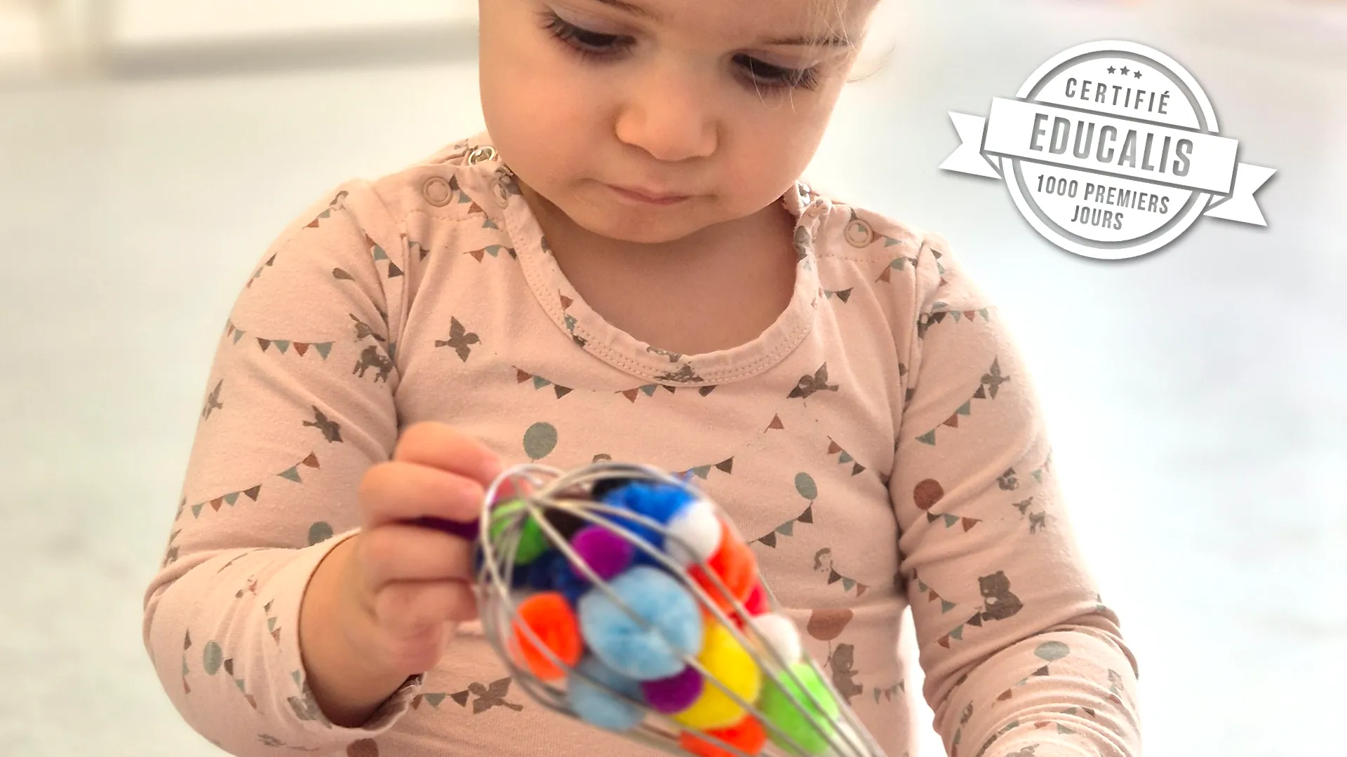 Les Petits Acrobates Pompons 2025 00 1000