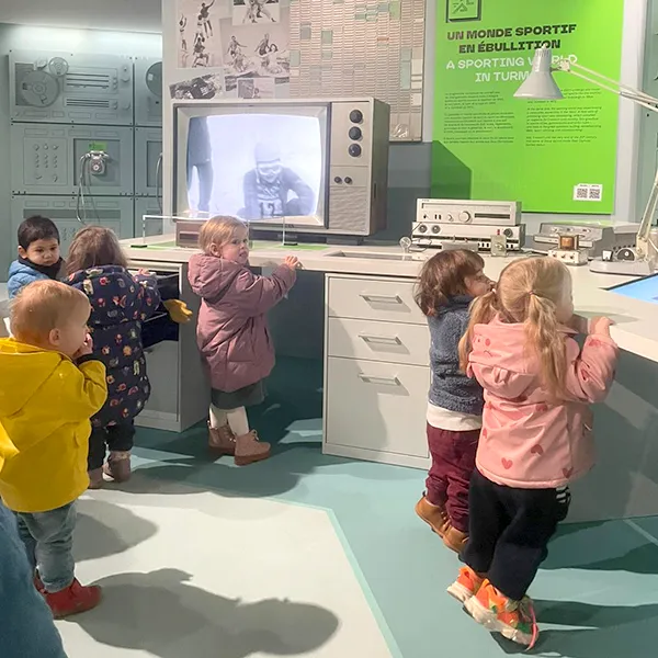 Petits Acrobates Trotteurs Musee Olympique 02