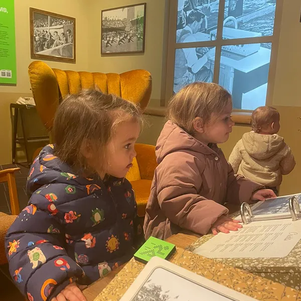 Petits Acrobates Trotteurs Musee Olympique 03