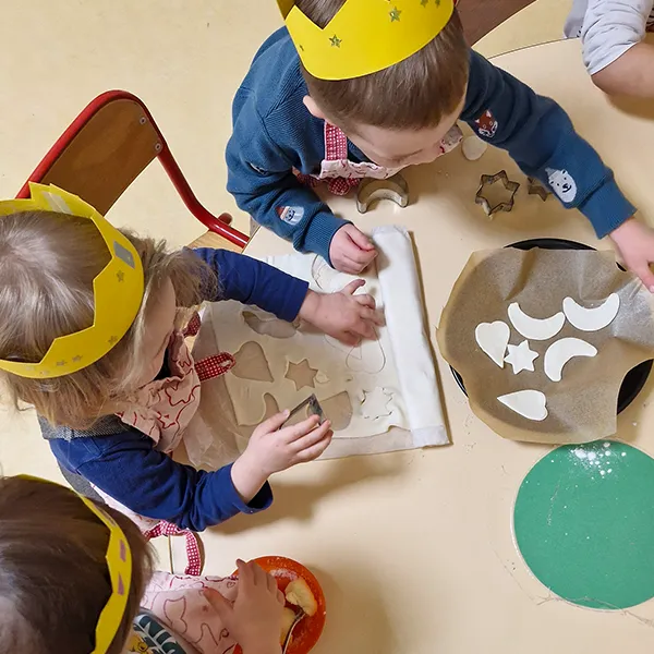 Creche Petits Acrobates Galette Enfants Lausanne 04