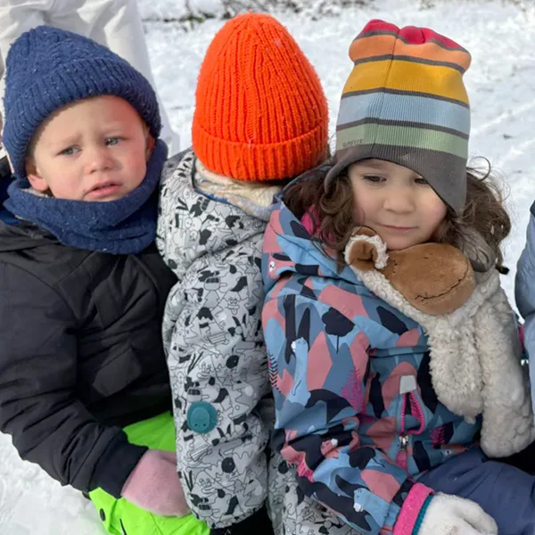 Village Edcualis Enfants Neige Les Petits Acroabtes 