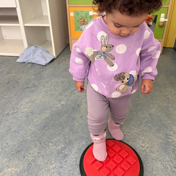 Petits Acrobates Plaques Sensorielles Lausanne Montchoisi 02