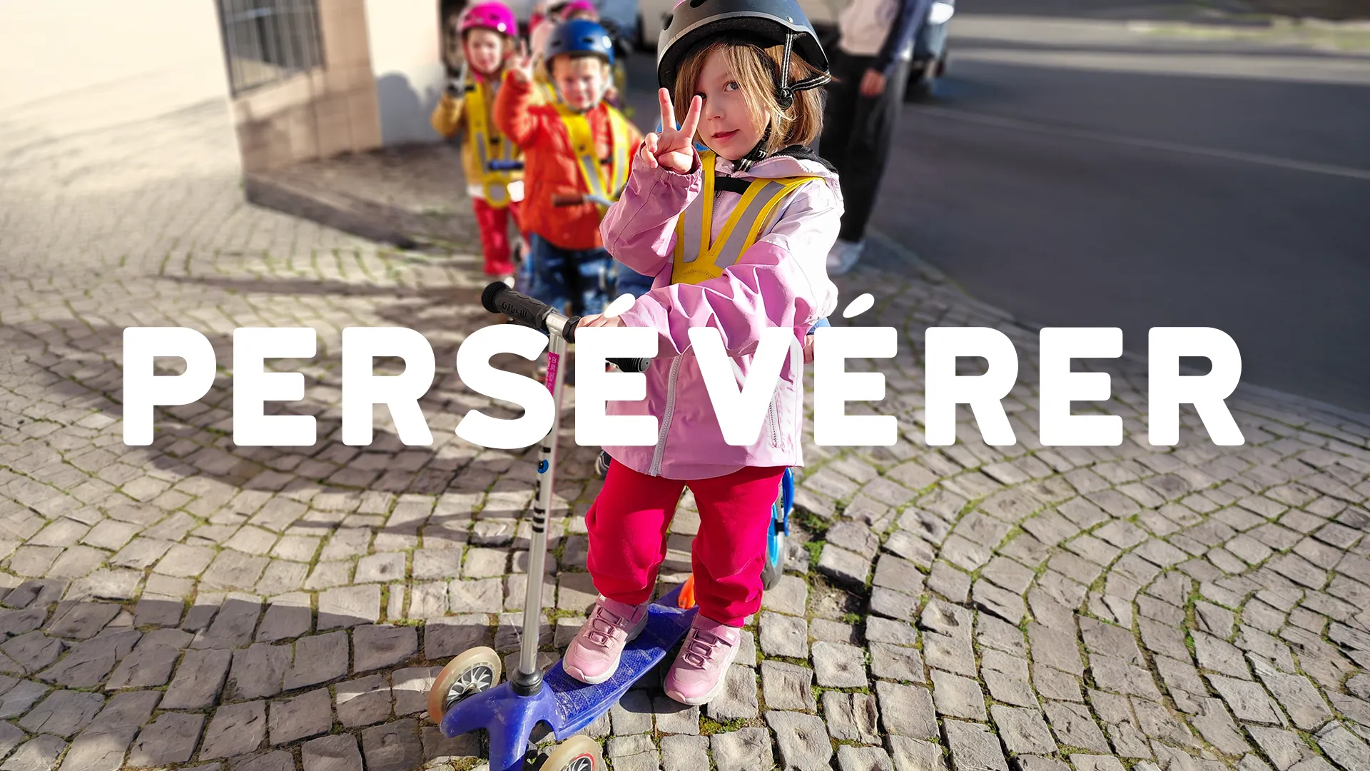 Enfants Trottinette Defi 10 Petits Acrobates Lausanne 00