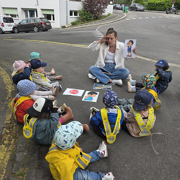 Les Petits Acrobates Securite Routiere Lausanne Montchoisi 02