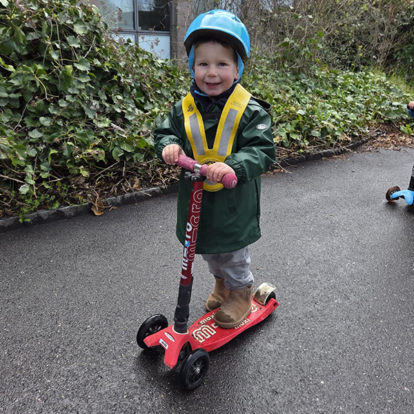 Petits Acrobates Trottinette Enfants Endurance Lausanne 10