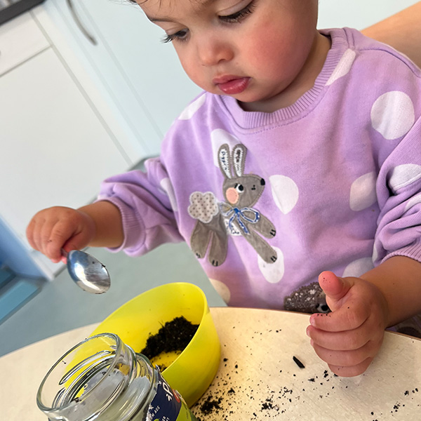 Plantation Graines Creche Lausanne Montchoisi 02