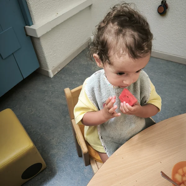 Les Petits Acrobates Fruits Ete Lausanne Montchoisi 08