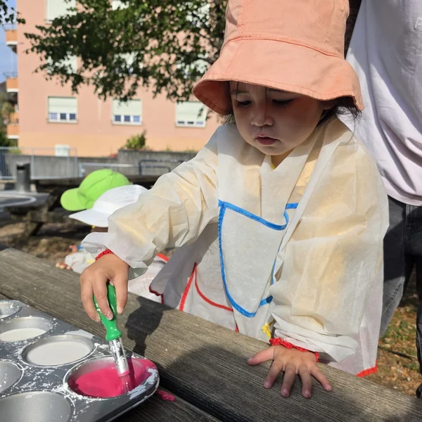 Les Petits Acrobates Fabrication Peinture Lausanne Montchoisi 06