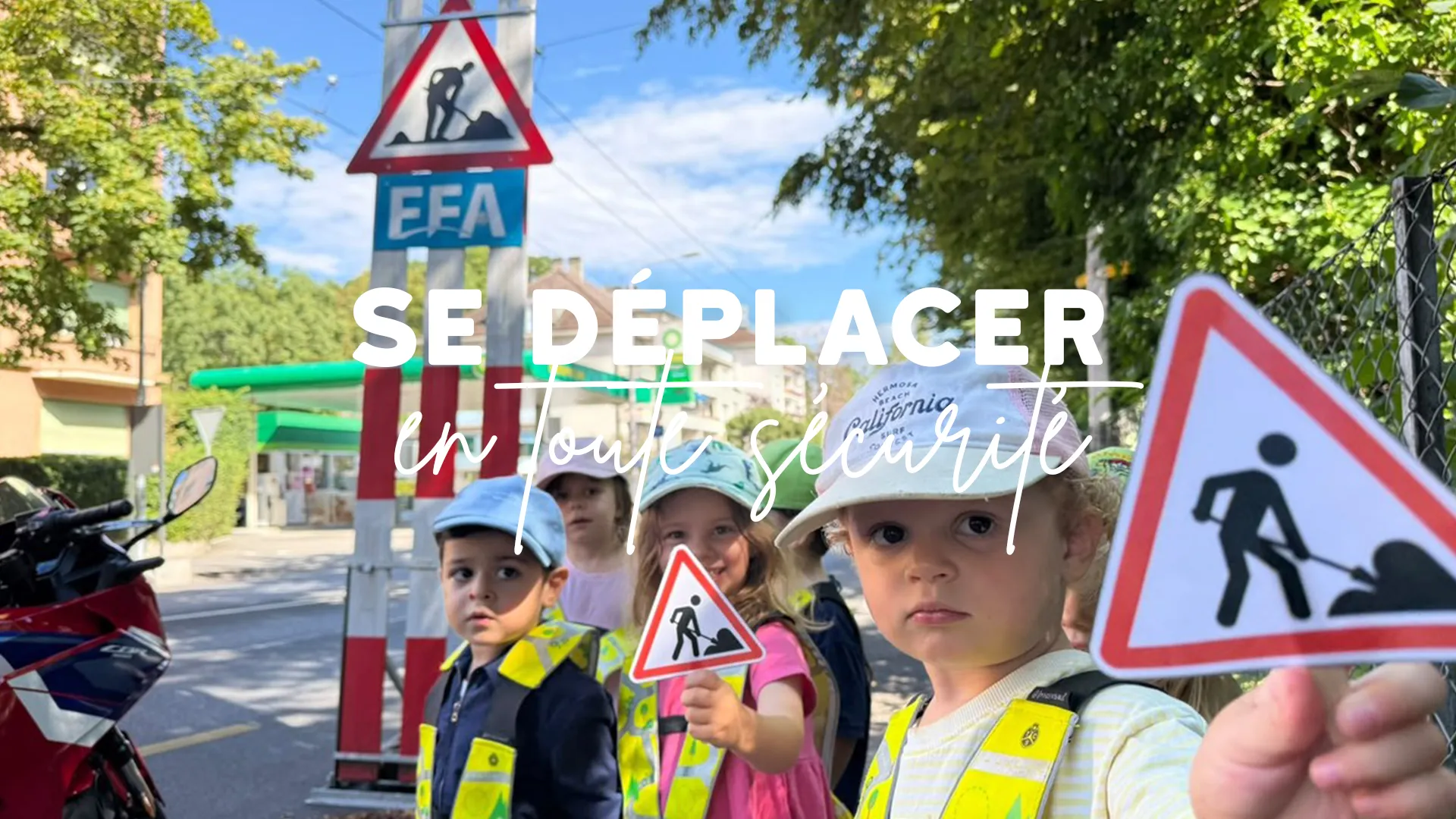 Petits Acrobates Panneaux Signalisation Lausanne Couverture 16x9 00