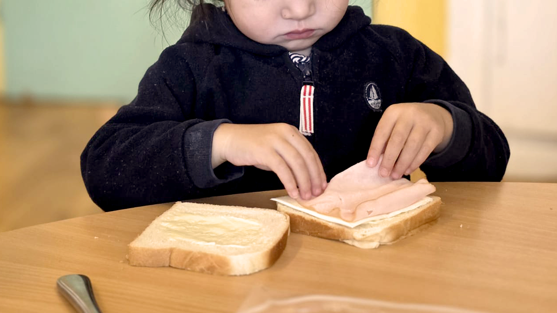 Les Petits Acrobates Autonomie Cuisine Soins Lausanne Montchoisi Couverture 16x9 01