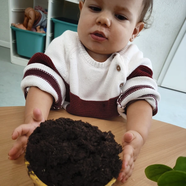 Les Petits Acrobates Jardinage Mini Trotteurs Lausanne Montchoisi 02